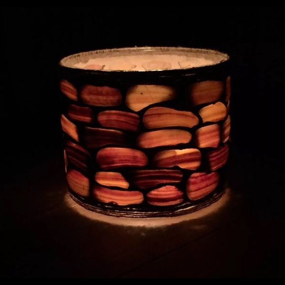 Handmade seashell mosaic bowl - Picture 6 of 8